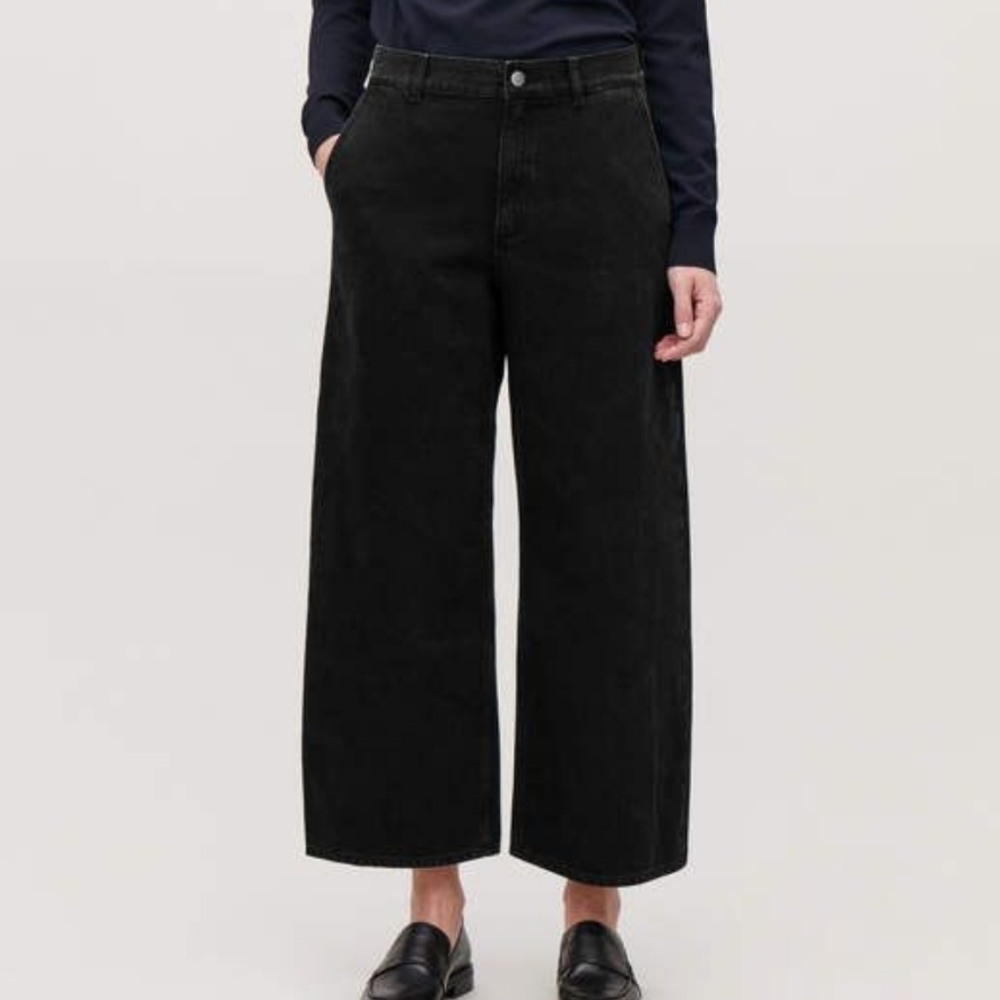 COS black barrel leg jeans size 28